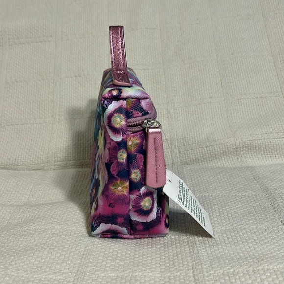 Tahari Pink and Purple Cosmetic Bag Vibrant Floral Design - Picture 8 of 8